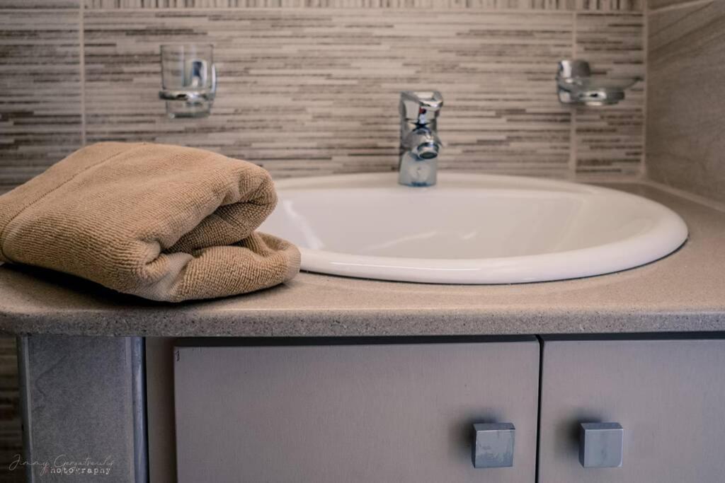 Remvi Deluxe Apartment 104 With Sea View Карпатос Екстериор снимка