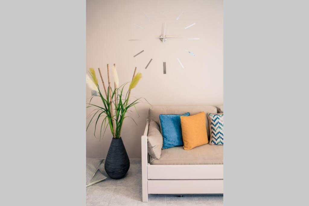Remvi Deluxe Apartment 104 With Sea View Карпатос Екстериор снимка