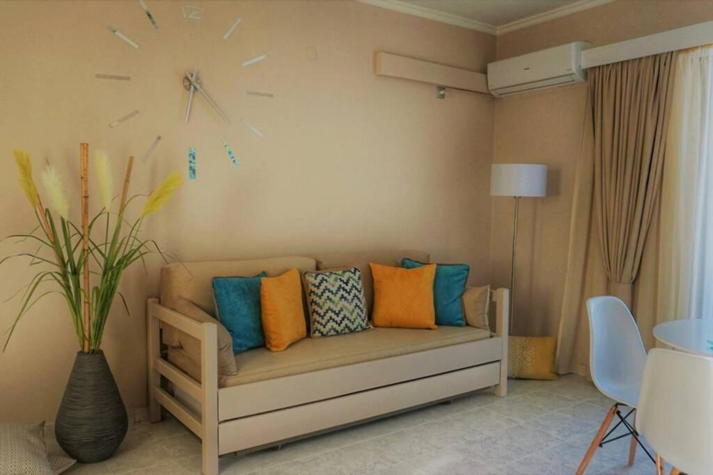Remvi Deluxe Apartment 104 With Sea View Карпатос Екстериор снимка
